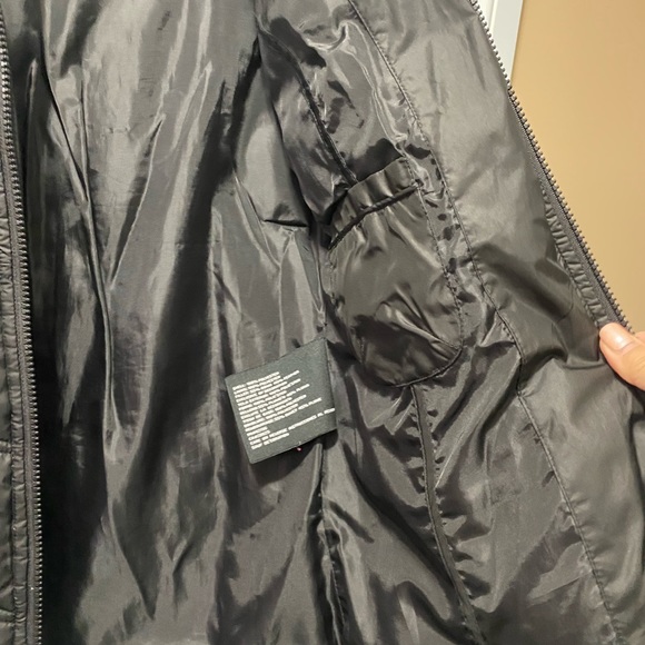 Beautiful Guess Jacket - Picture 4 of 6